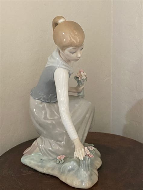 antique lladro figurines